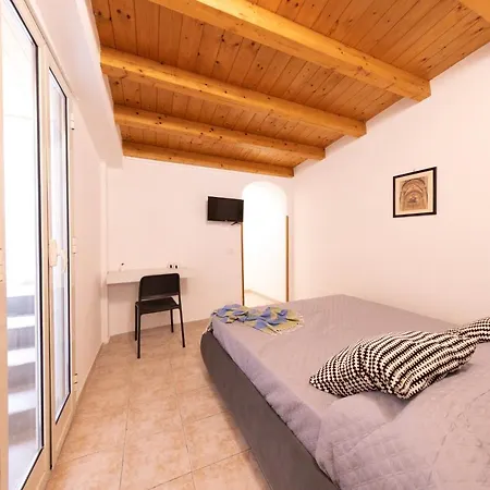 Carrettieri 9 Apartment Cefalu